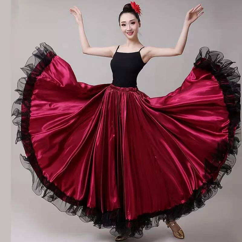 Skirt Gypsy Woman Spanish Flam - Drone Camera Stabilized recensione e prezzo